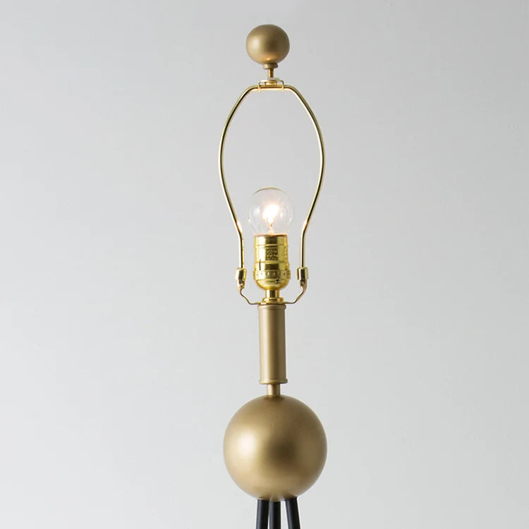 Living Room Vertical Table Lamp Bedroom Bedside Lamp Nordic Minimalist Modern Light Luxury Design American Floor Lamp
