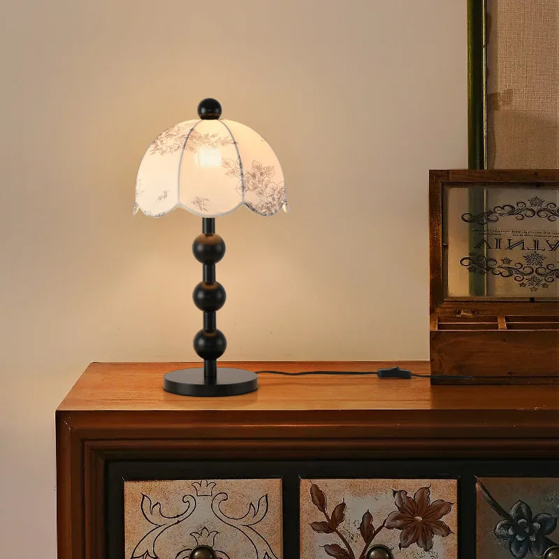 Fabric Lampshades Living Room Sofa Wholesale of Chinese Style Floor Lamps Hotel Bedroom Solid Vertical Retro Walnut Floor Lamps