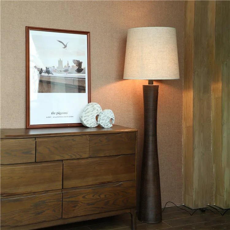 Wholesale Nordic Design Hotel Home Decorative European Style Resin Floor Lamp Decoration Standard Lamp