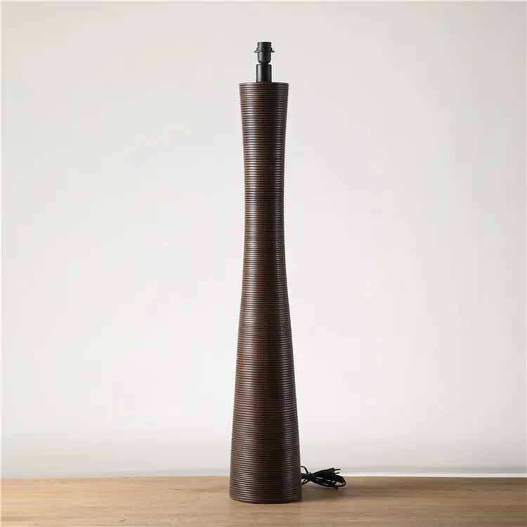 Wholesale Nordic Design Hotel Home Decorative European Style Resin Floor Lamp Decoration Standard Lamp