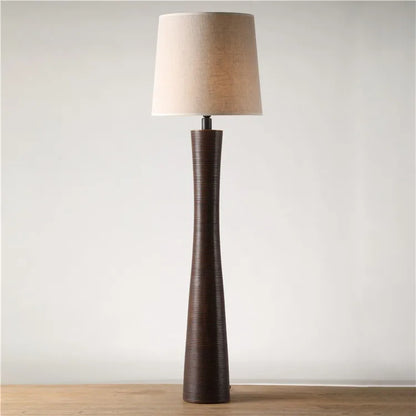 Wholesale Nordic Design Hotel Home Decorative European Style Resin Floor Lamp Decoration Standard Lamp